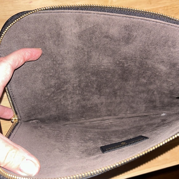 Helen Kaminski Clutch - Picture 10 of 12